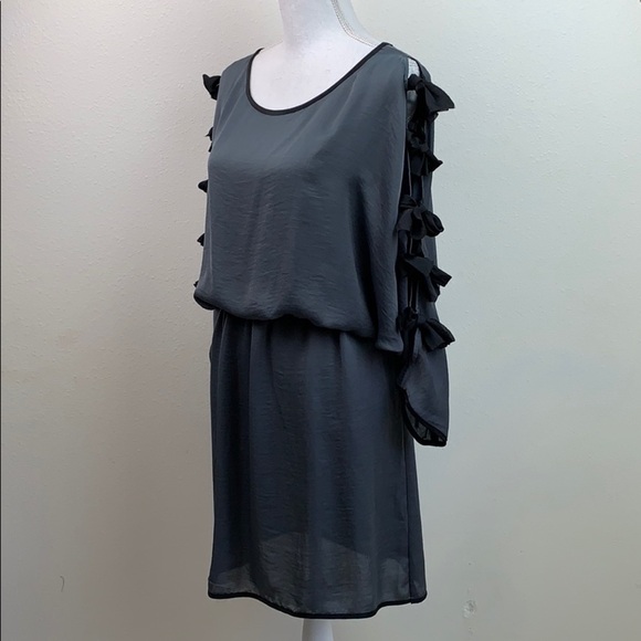 NWT THREAD silky elastic waist work part designer dress bow tie bat wing sleeves - Picture 14 of 14